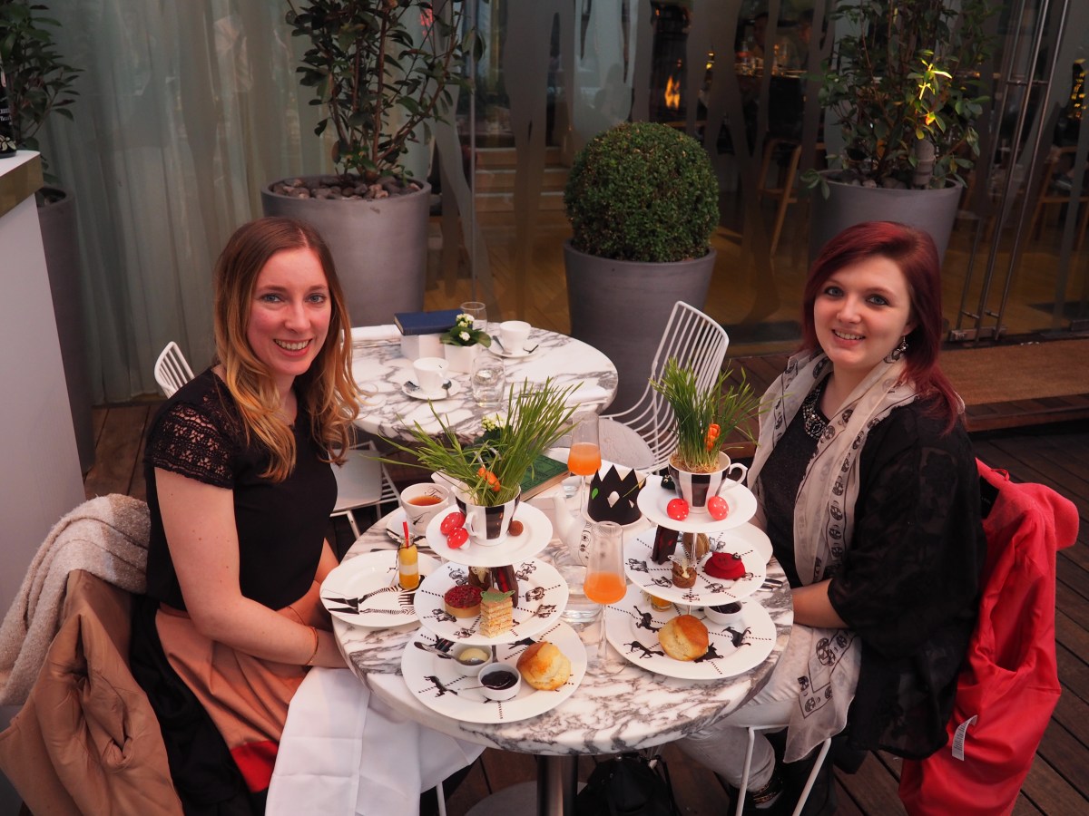 Mad Hatter's Afternoon Tea